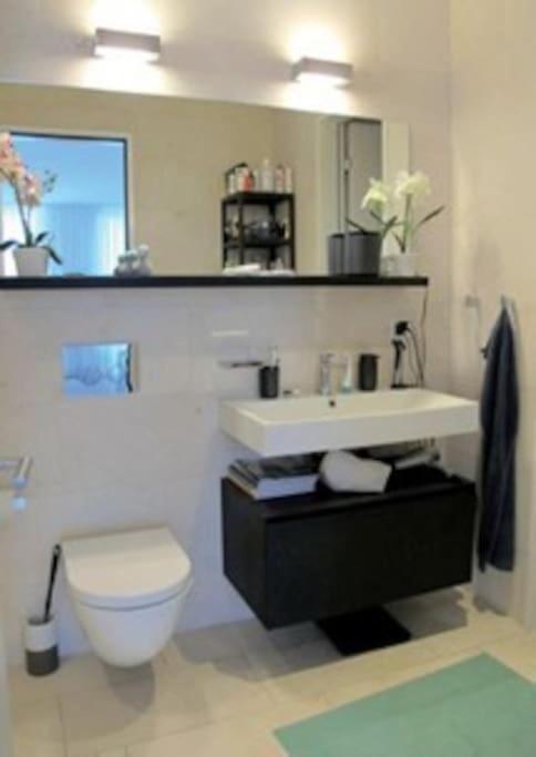 Wohnung Im Trendquartier Zentral - 24-7 Check-In With Keybox Zurich Bagian luar foto
